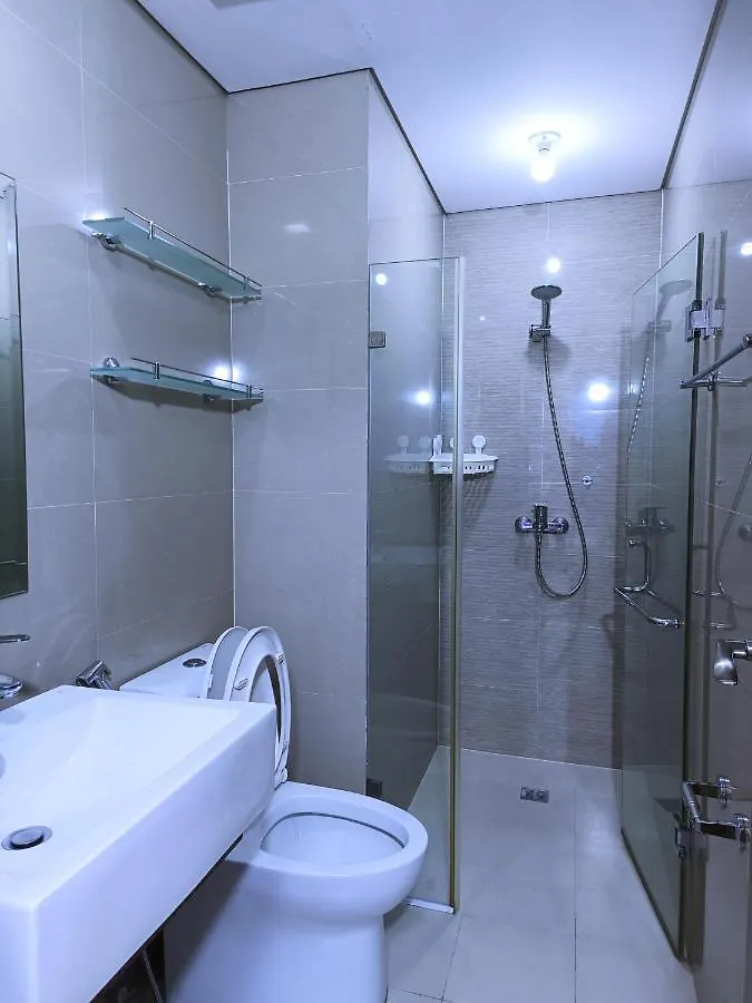 Near Terminal 3 Two Palmtree Villas- Walking Distance Only Pasay Aparthotel