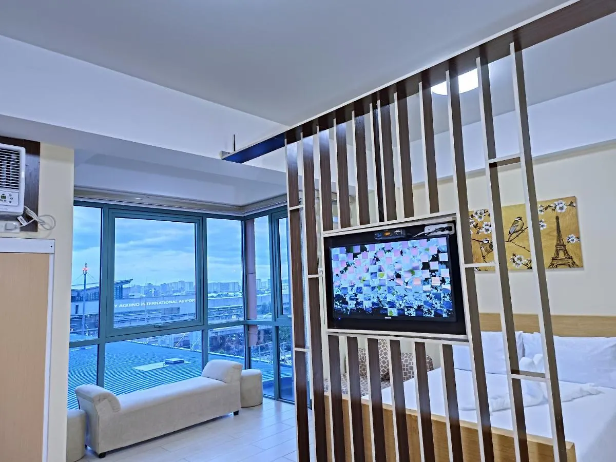 Near Terminal 3 Two Palmtree Villas- Walking Distance Only Pasay Filipíny