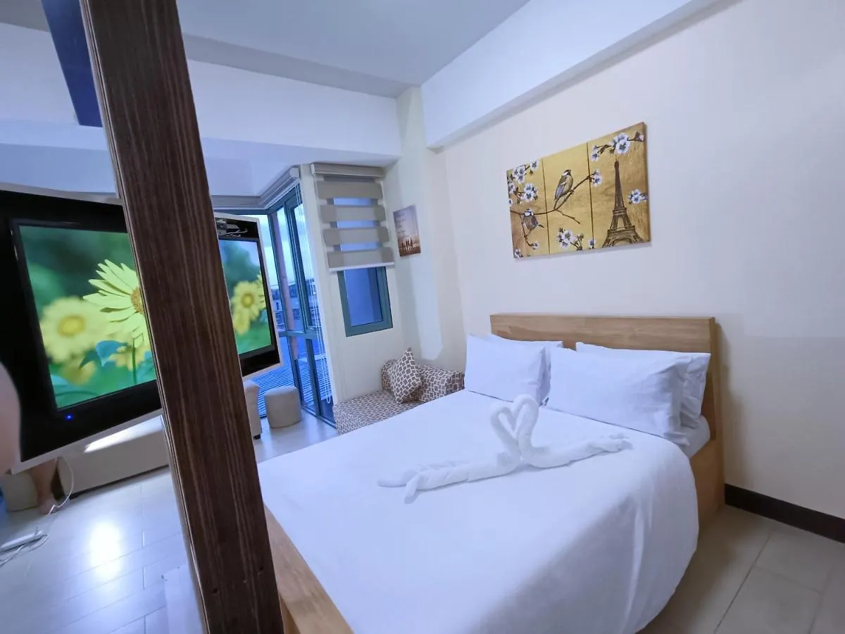 Aparthotel Near Terminal 3 Two Palmtree Villas- Walking Distance Only Pasay