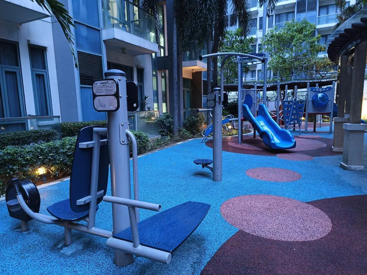 Near Terminal 3 Two Palmtree Villas- Walking Distance Only Pasay 0*,