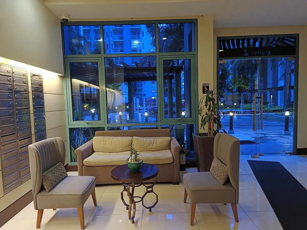 Aparthotel Near Terminal 3 Two Palmtree Villas- Walking Distance Only Pasay