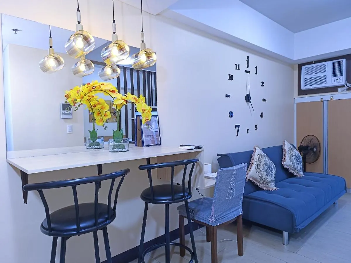 Near Terminal 3 Two Palmtree Villas- Walking Distance Only Pasay 0*,  Philippines