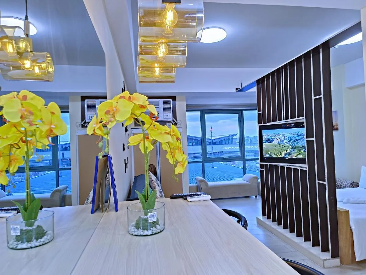 Near Terminal 3 Two Palmtree Villas- Walking Distance Only 帕赛 菲律宾